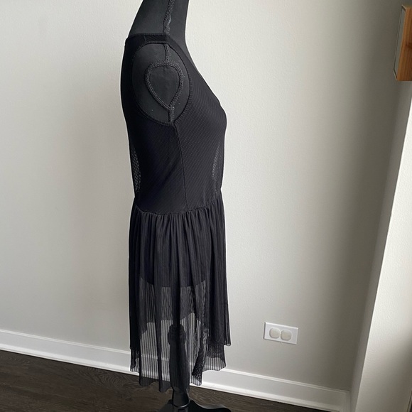 O2 Collection Black Mesh Dress - Picture 5 of 7